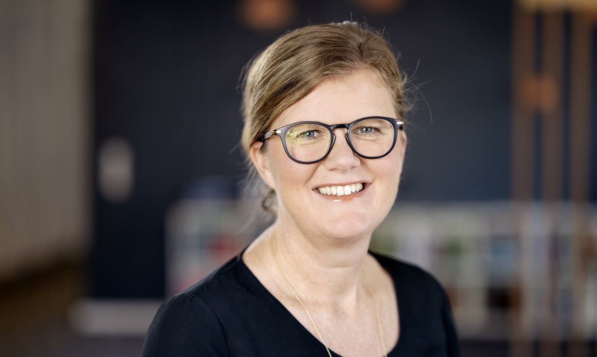 Kirsten Stensgaard - Kontorchef, Jura og Pension